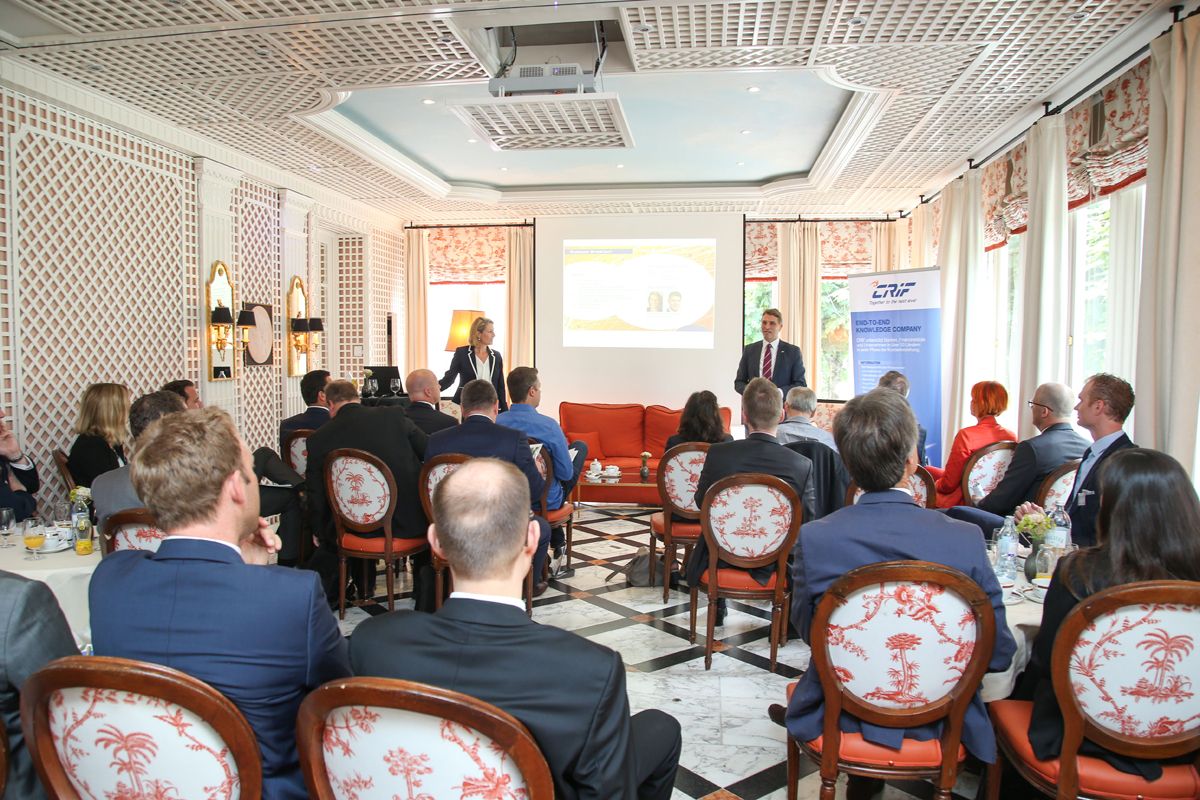 Business130617036 9f7c604c